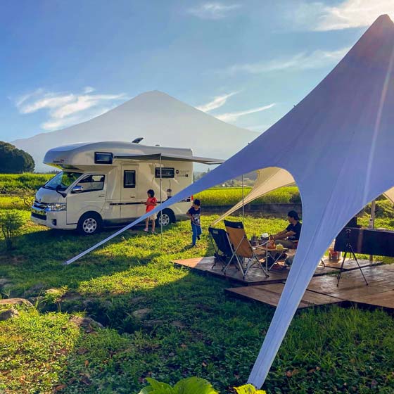 Fuji-shaped tent