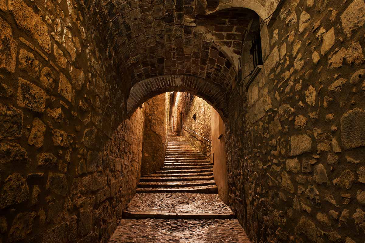 Braavos - Girona Medieval Quarters, Spain
